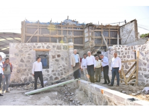 Salihli Atatürk Evi’nde Restorasyon Devam Ediyor