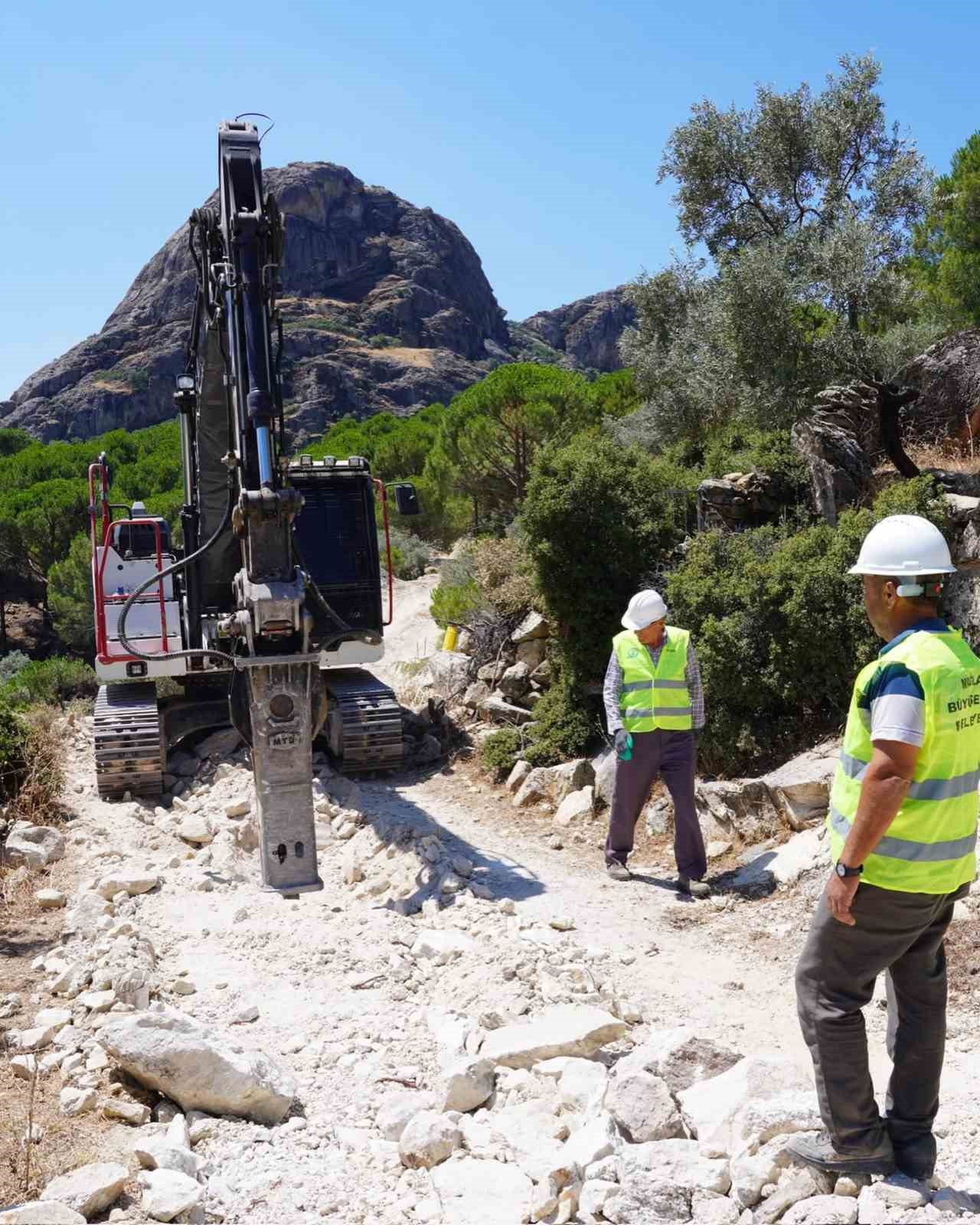 milas-ta-75-yillik-icme-suyu-altyapisi-yenileniyor