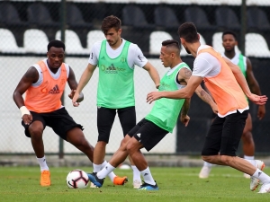 Beşiktaş’ta Hazırlıklar Sürüyor