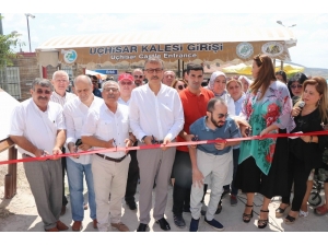 Türkiye - Azerbaycan Kardeşlik Sergisi Açıldı