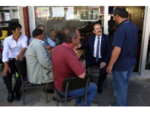 Vali Pehlivan Esnafla Bir Araya Geldi