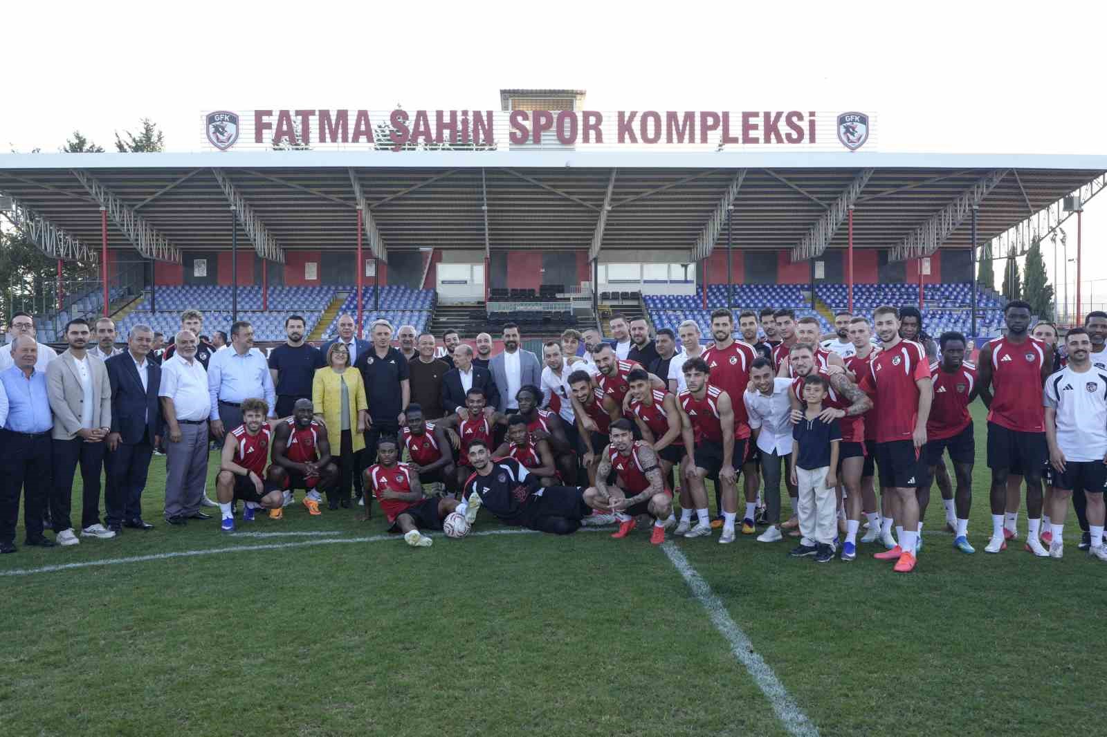 gaziantep-protokolunden-gaziantep-fk-ya-moral-ziyareti