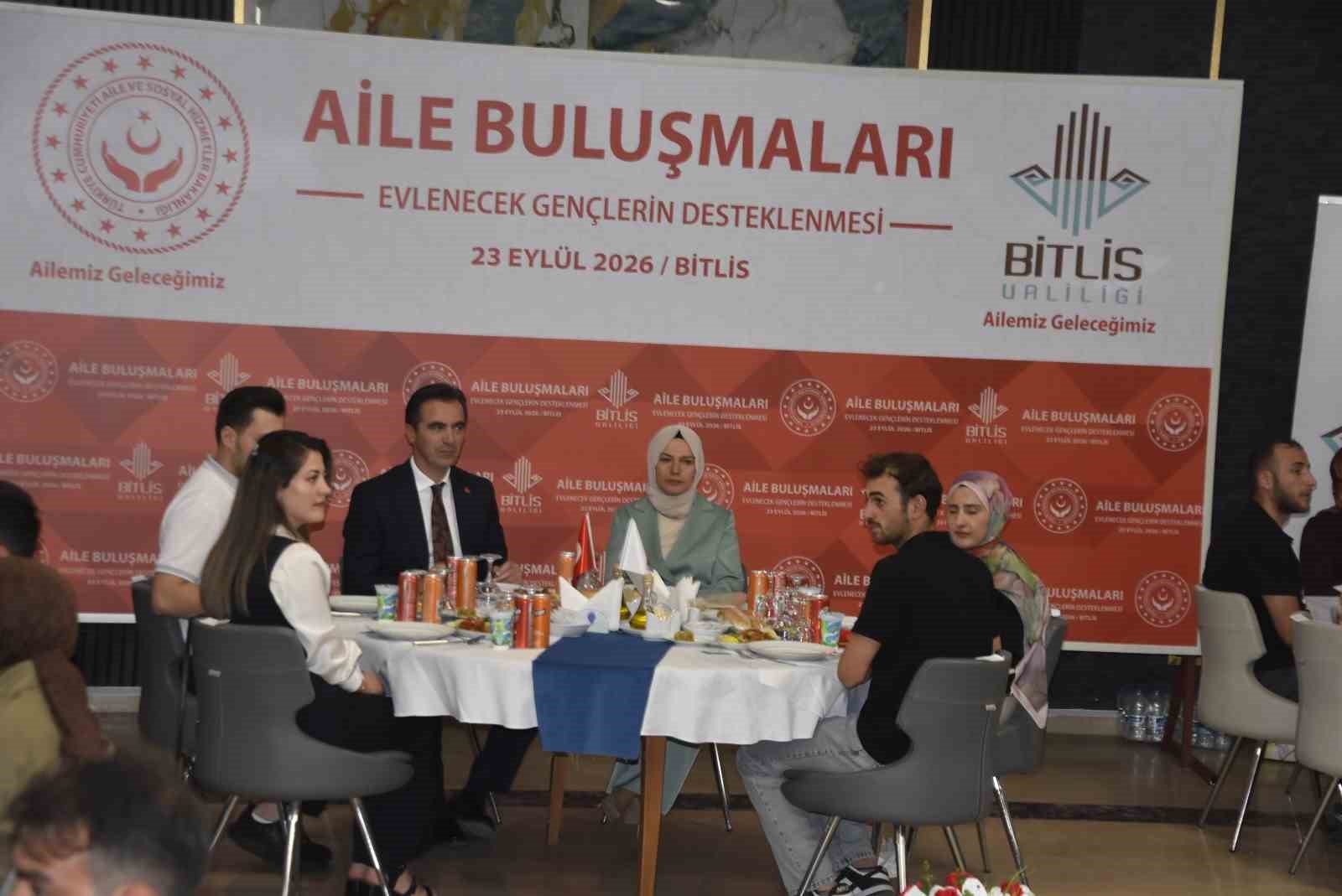 bitlis-te-evlenecek-gencler-destek-projesi-kapsaminda-ciftlerle-bulusma