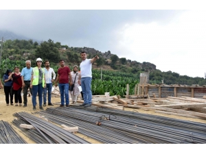 Alanya Belediyesi’nden Yaylalı Mahallesi’ne Çok Amaçlı Salon Ve Muhtar Evi