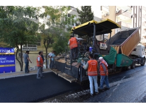 Kayyum Başkan Öztürk Asfaltsız Yol Bırakmıyor