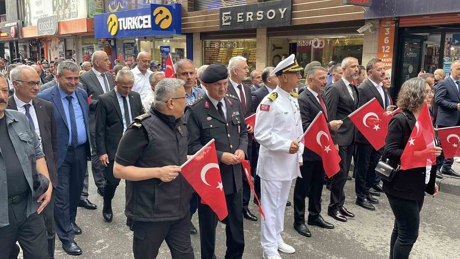 zonguldak-ta-gaziler-gunu-dolayisiyla-kortej-yuruyusu-duzenlendi