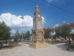 Altıntaş Ve Aslanapa’dan Sonra Çavdarhisar’a Da Saat Kulesi