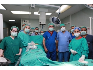 Anne Karnındaki Bebeğe Hayat Kurtaran Operasyon