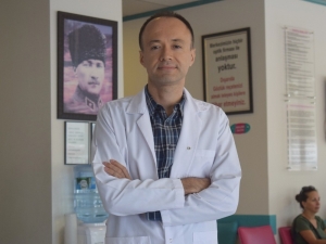 Kontakt Lenslerle Deniz Ve Havuza Girerken Bir Kez Daha Düşünün