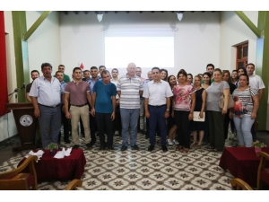 Burhaniye’de Belediye Personeline Motivasyon Eğitimi