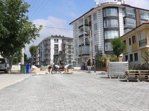 Bolu’da Sokaklar Kilitli Parke Taşı Kaplanıyor