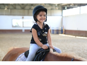 Odunpazarı’nın Minikleri Biniciliği Öğreniyor