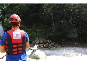 Rize’de Şiddetli Yağıştan En Fazla Etkilenen Muradiye Beldesi Havadan İşte Böyle Görüntülendi