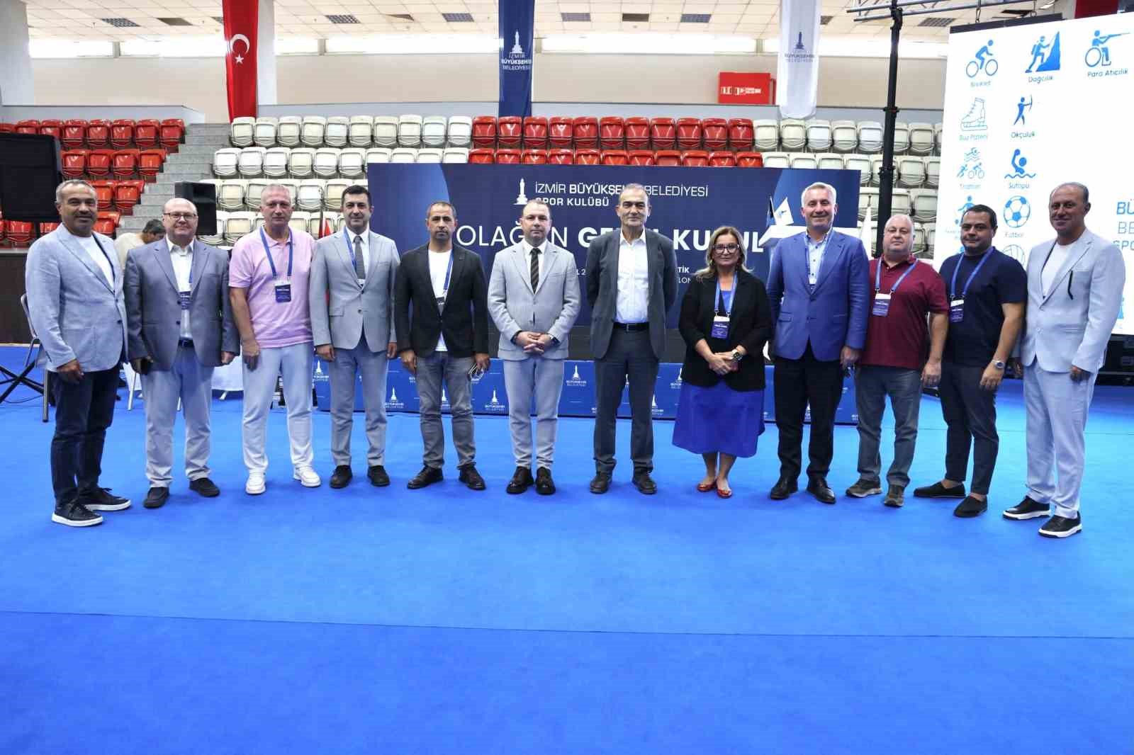izmir-buyuksehir-belediyesi-spor-kulubu-nde-berkhan-alptekin-guven-tazeledi