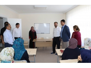 Diyarbakır’da 11 Katlı Yatılı Kız Hafızlık Kur’an Kursu Açıldı