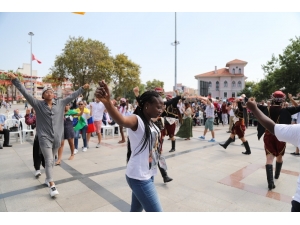 20 Ülke 20 Kültür Bandırma’da Buluştu.