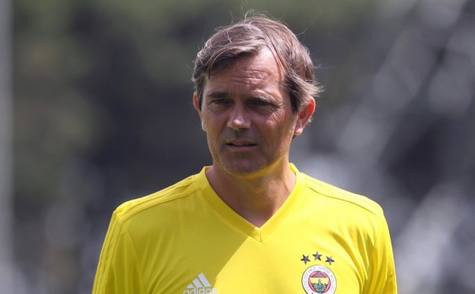 Fenerbahçe'de 5 Isim Liste Dışında Kaldı!