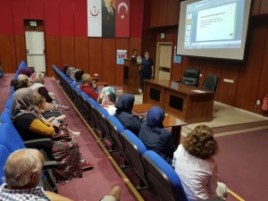 Niğde’de Sağlık Bakanlığı Tarafından Diyabet Eğitimi Verildi