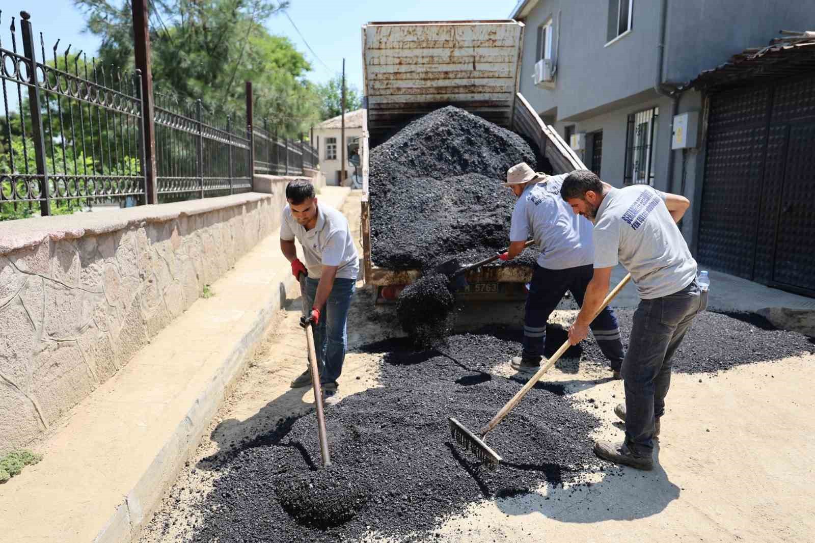 sehzadeler-de-67-mahallede-calismalar-araliksiz-devam-ediyor