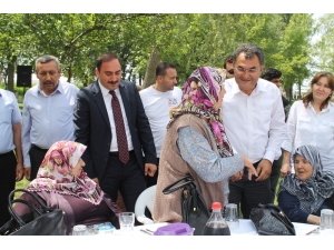 Sakaryabaşı’nda Yaşlılarla Piknik