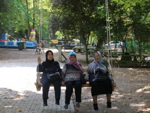 Yaşlılar Şehrin Güzelliklerini Keşfediyor