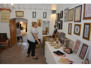 Seyitgazi’deki Sanat Atölyesinde Harika Eserler