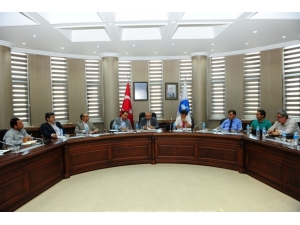 Van Yyü İran’daki Üniversiteler İle İşbirliğini Artırıyor