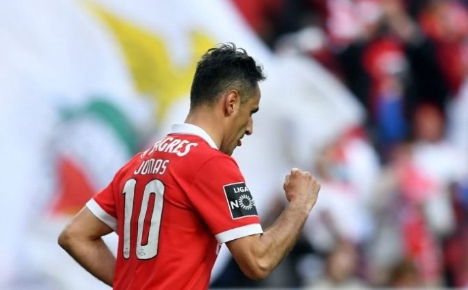 Benfica'nın Golcüsü, Arabistan'a Transfer Oluyor!