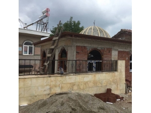 Başkan Yalçın, Şadırvan Çalışmalarını Yerinde İnceledi