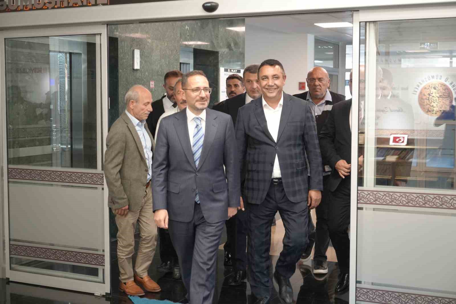 adalet-bakan-yardimcisi-ayyildiz-in-gumushane-temaslari