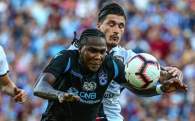 Hugo Rodallega'dan Penaltı Tepkisi!