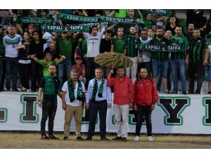 Denizlispor Kulüp Başkanı Mustafa Üstek :