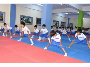 Şahinbey Belediyesi Yaz Spor Okullarına Yoğun İlgi