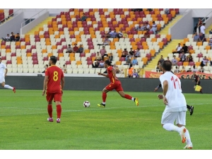 Yeni Malatyaspor’un Genç Yeteneği İsmail Karakoç Oynadığı Futbolla Beğeni Kazandı