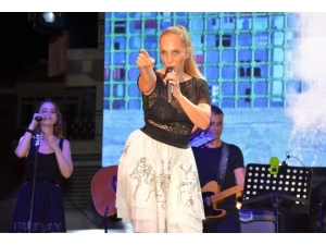 Aliağa’da Sertab Erener Rüzgarı