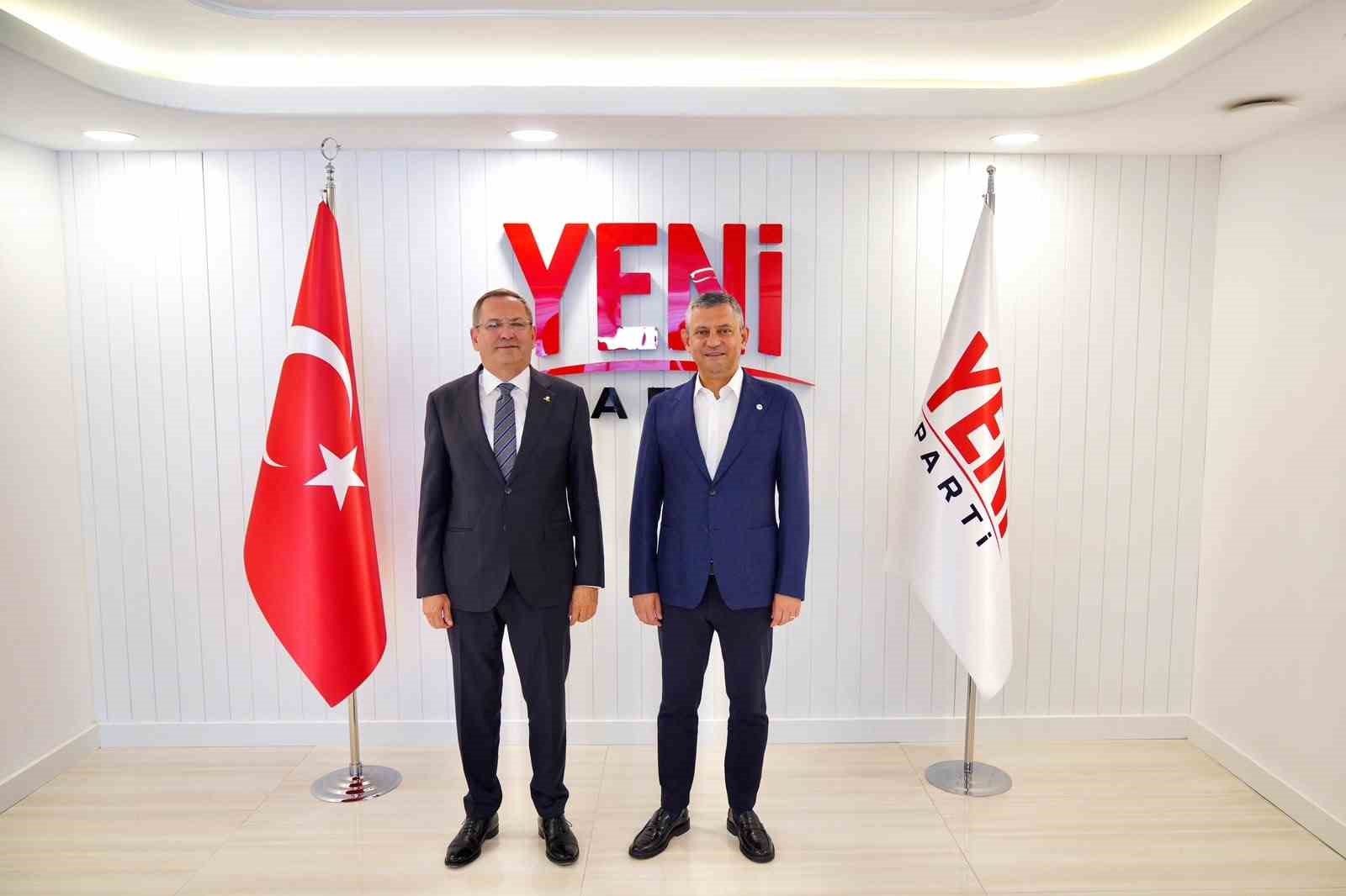 mesut-ergin-den-ankara-da-ozgur-ozel-e-ziyaret