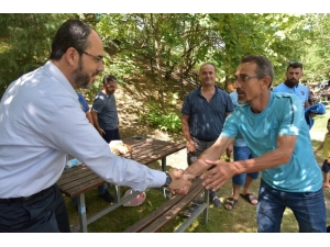 Başiskele Belediyesinden Personeline Bayram Jesti