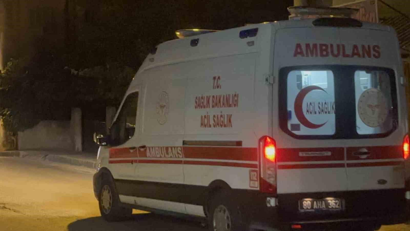 osmaniye-de-otomobilin-carptigi-motosiklet-surucusu-yaralandi