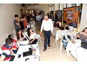 Seyhan Belediyesi "Tercih Danışma Merkezi" Açtı