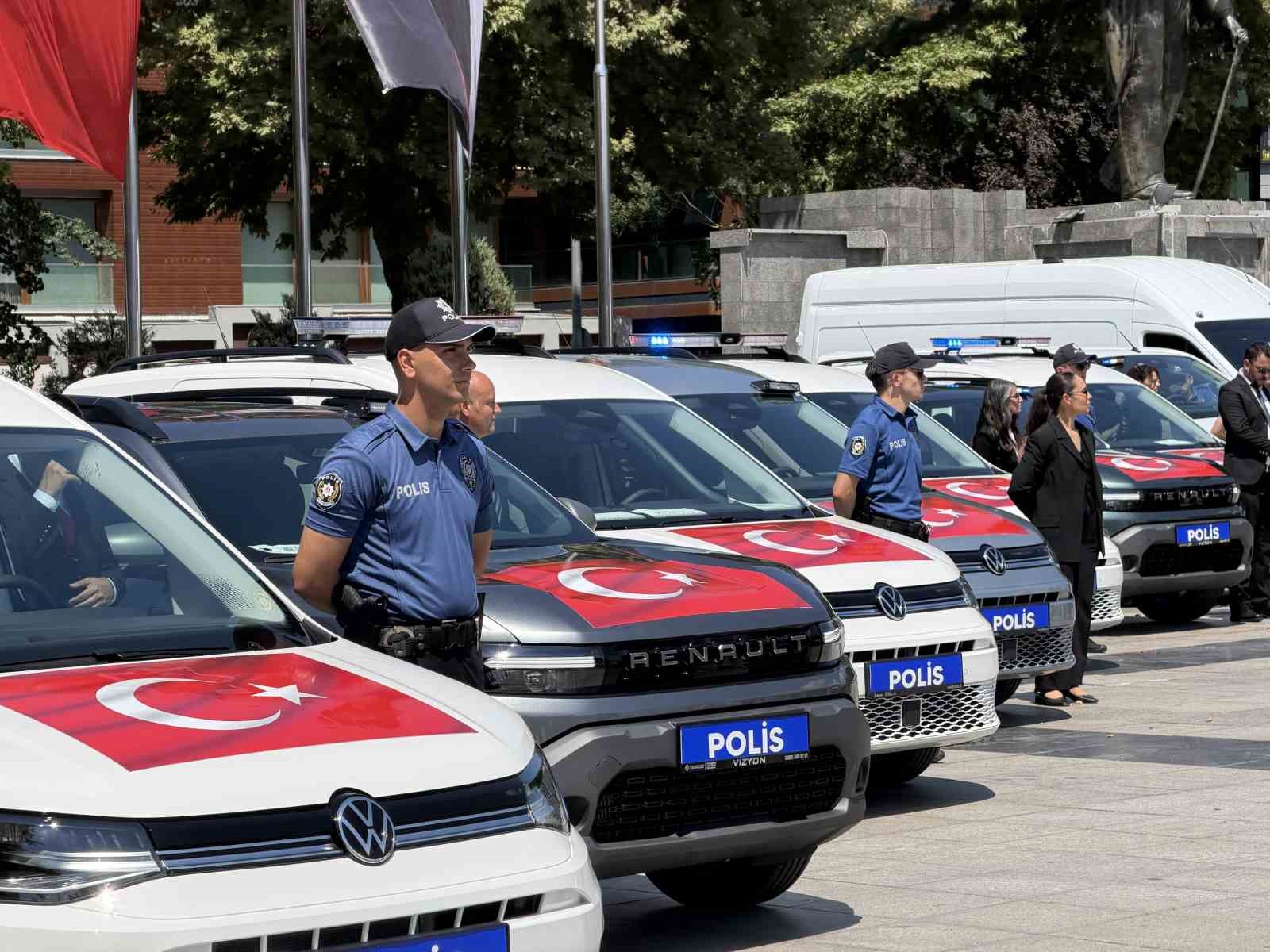 duzce-emniyeti-arac-filosunu-guclendirdi