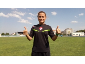 Mahalle Maçlarından Futbol Hakemliğine Uzanan Tutku