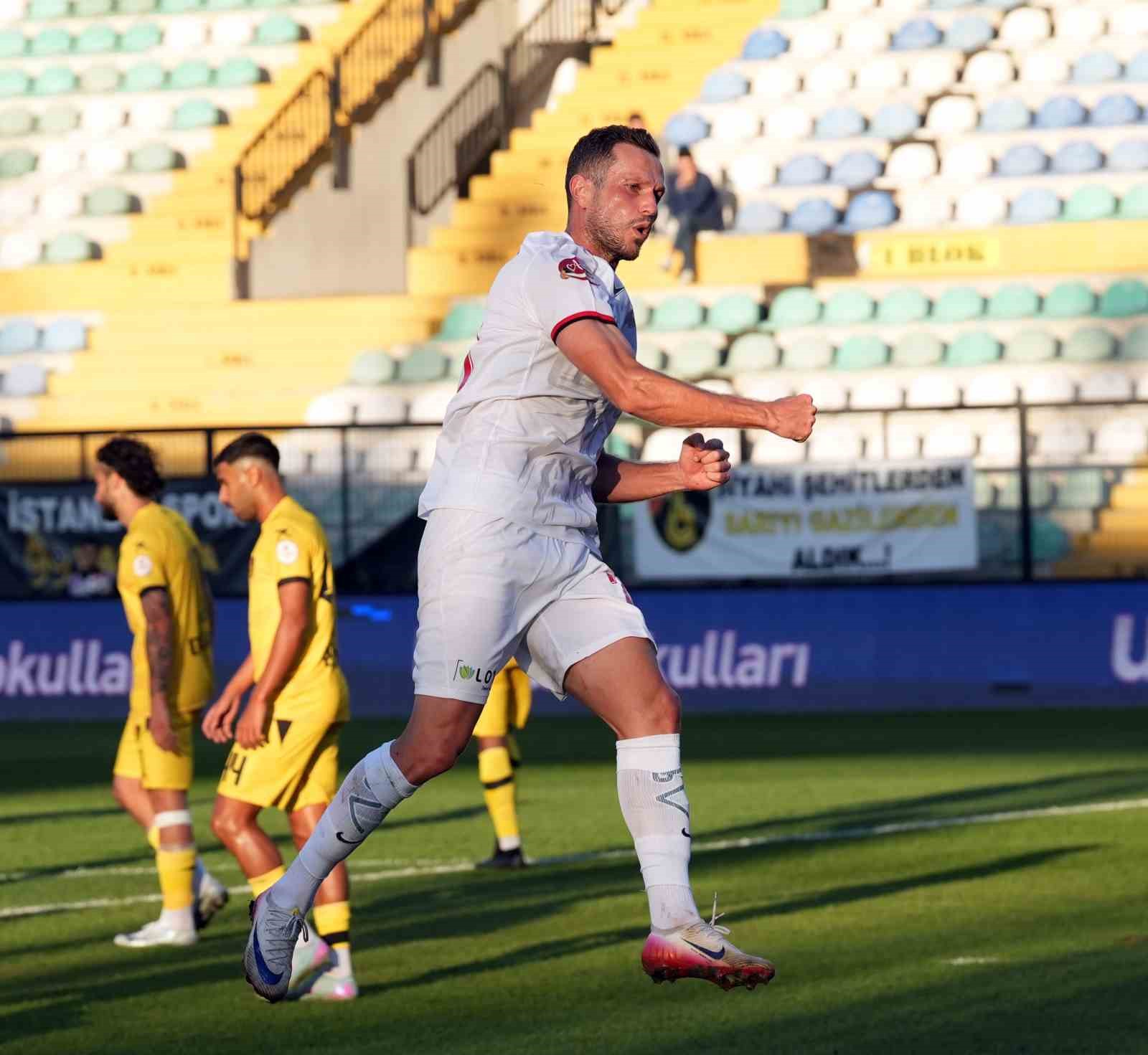 aliaga-fk-oguz-gurbulak-transferinde-sona-geldi