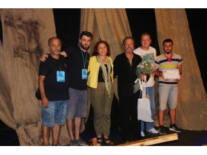 Kuşadası Belediyesi 2. Tiyatro Festivali Sona Erdi
