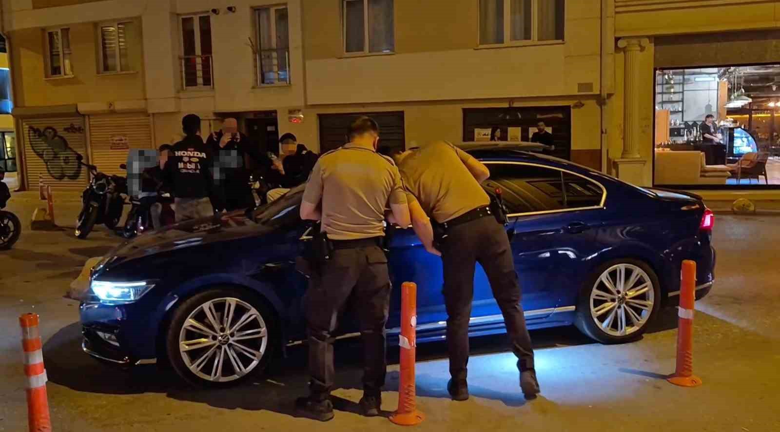 gece-farlari-kapali-ilerleyen-surucuye-ceza