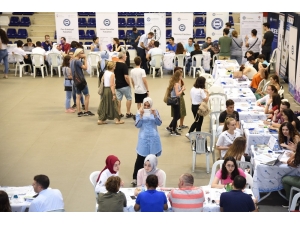 Marmara Üniversitesi Tercih Günleri Başladı