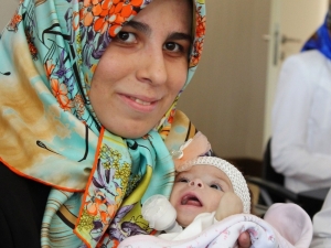 Antalya’da 2.8 Kilo Ağırlığındaki 6 Aylık Bebeğe 100 Gramlık Karaciğer Nakli