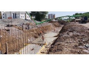 Kartepe’ye Dev Kent Meydanı