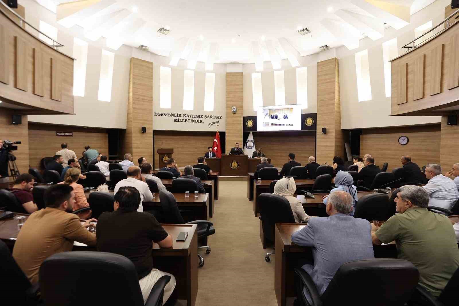 sahinbey-belediyesi-eylul-ayi-meclis-toplantisi-yapildi