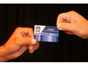 Büyükşehir’den İhtiyaç Sahibi 2 Bin Aileye Gıda Kartı