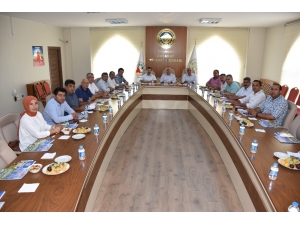 Aksaray İl Genel Meclis Üyeleri Ticaret Borsasıyla İstişare Yaptı